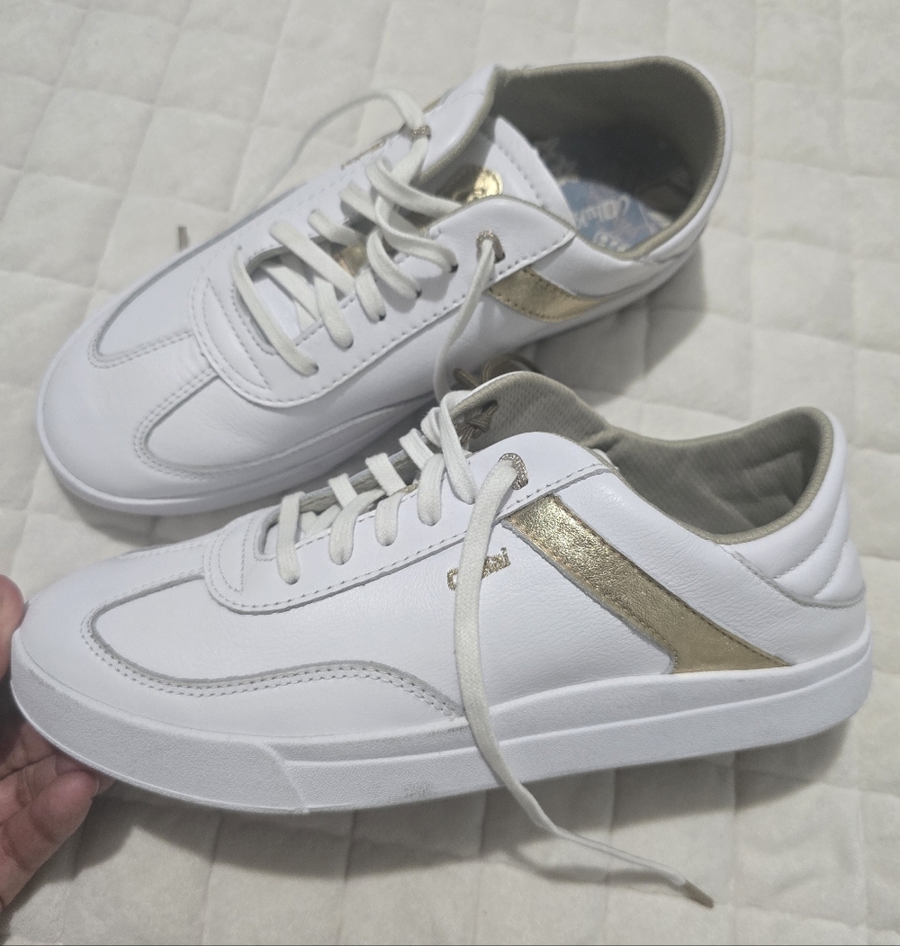 Olukai Ha’Upu Women's Athletic Lrather Sneaker - Size 9 - Picture 2 of 9